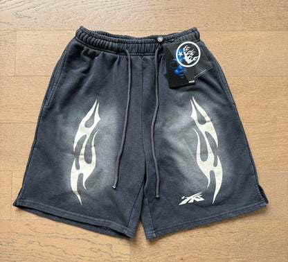HLLSTR. Short