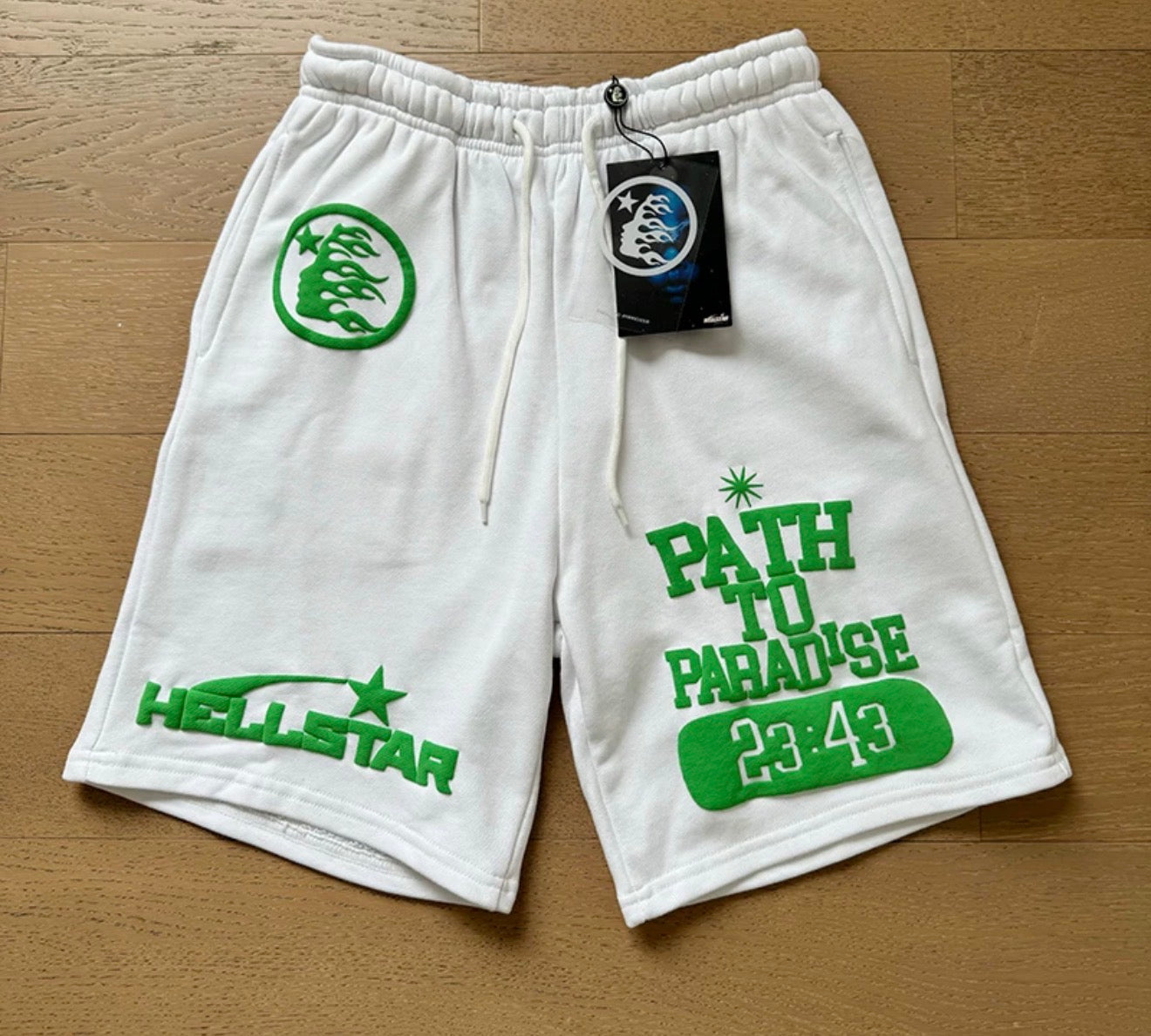 HLLSTR. Short