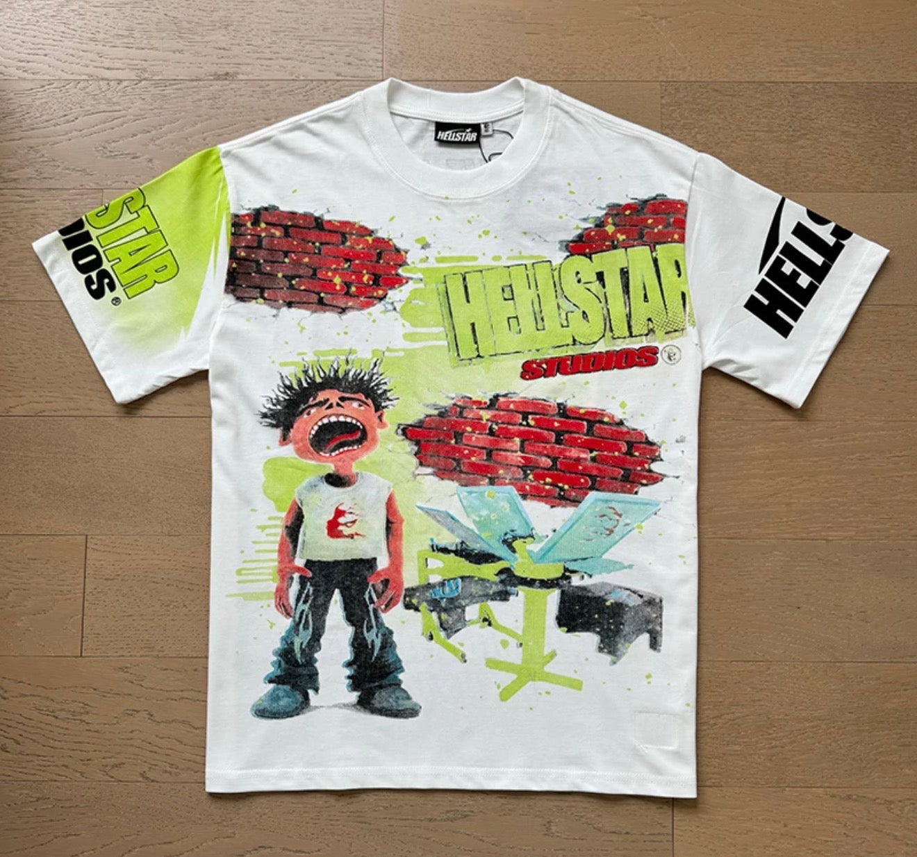 HLLSTR. Tees