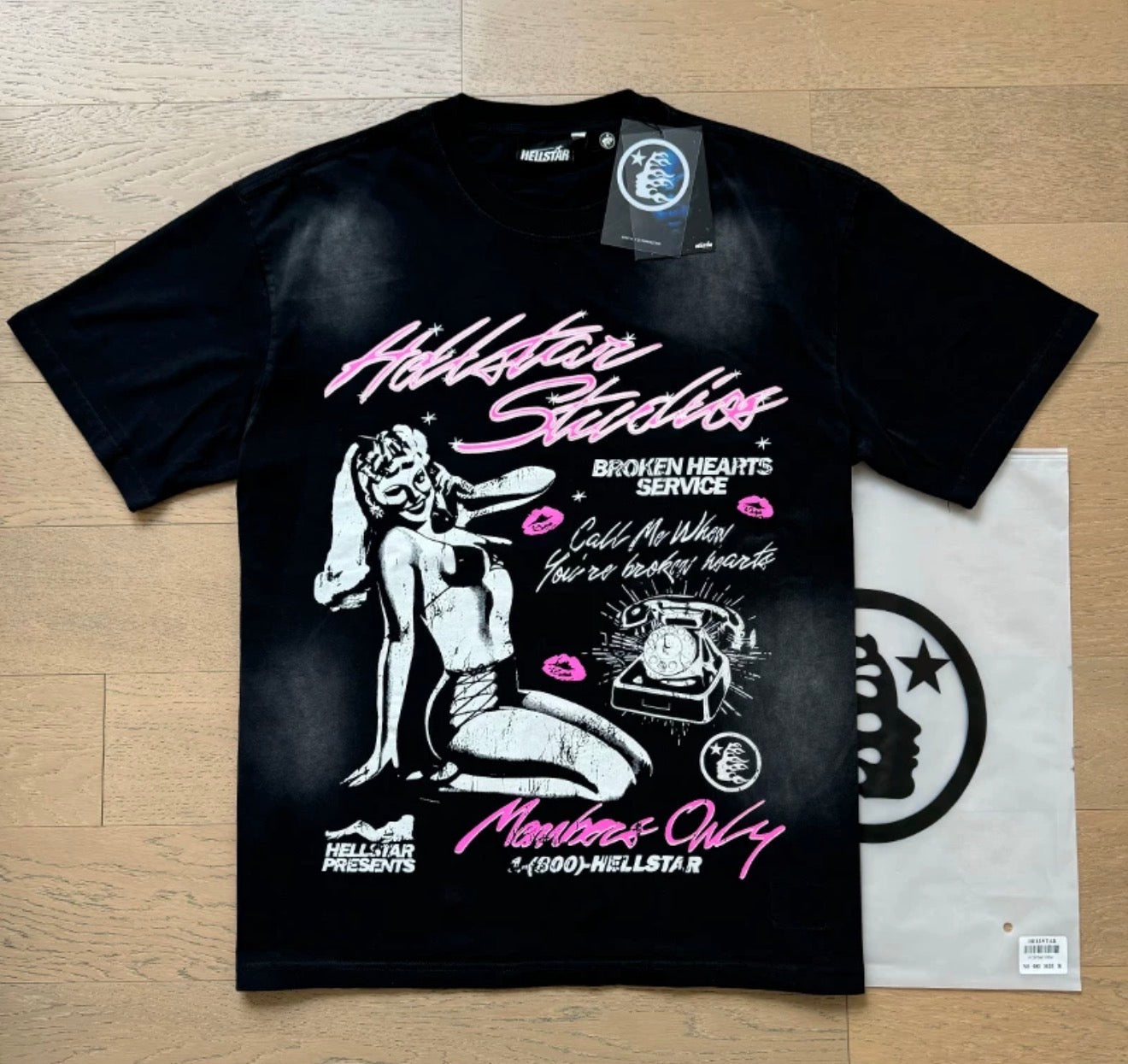 HLLSTR. Tees